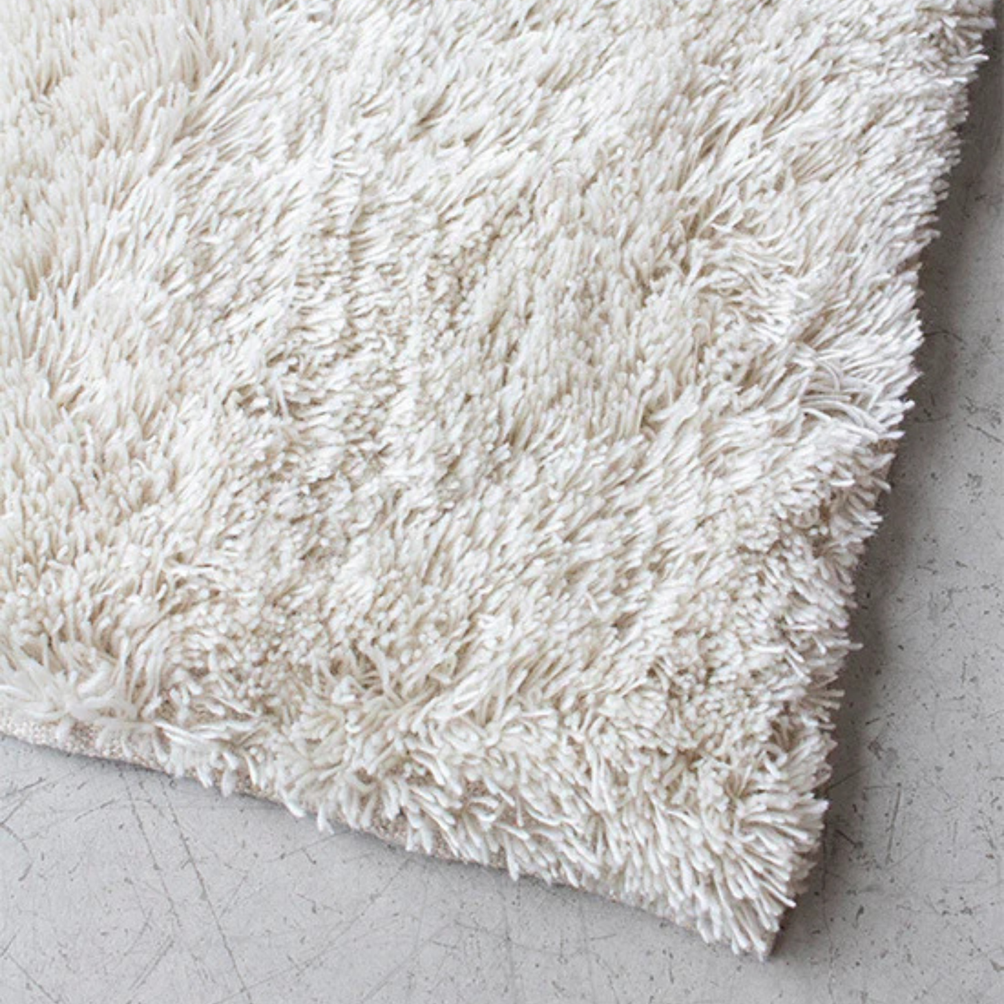 Fallingwater Shaggy Recycled PET Rug - Bone White