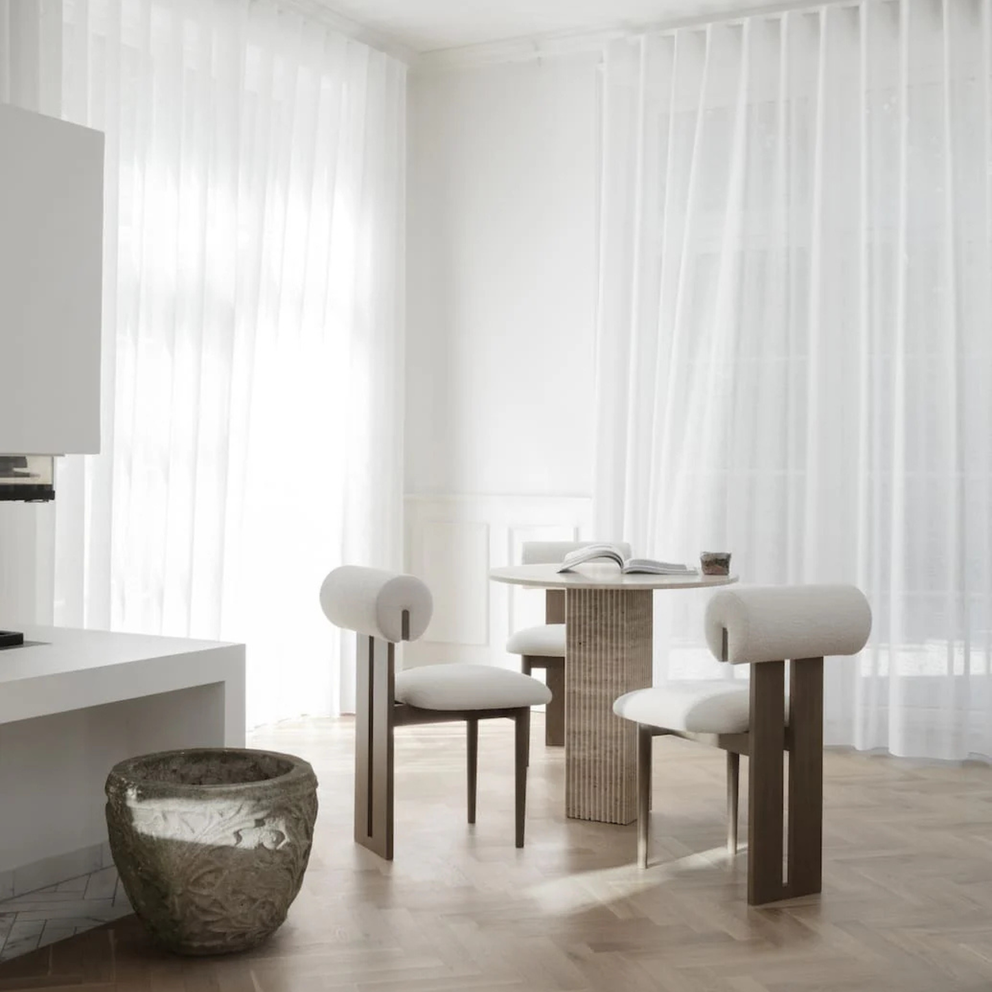 Hippo Chair | Full Upholstery