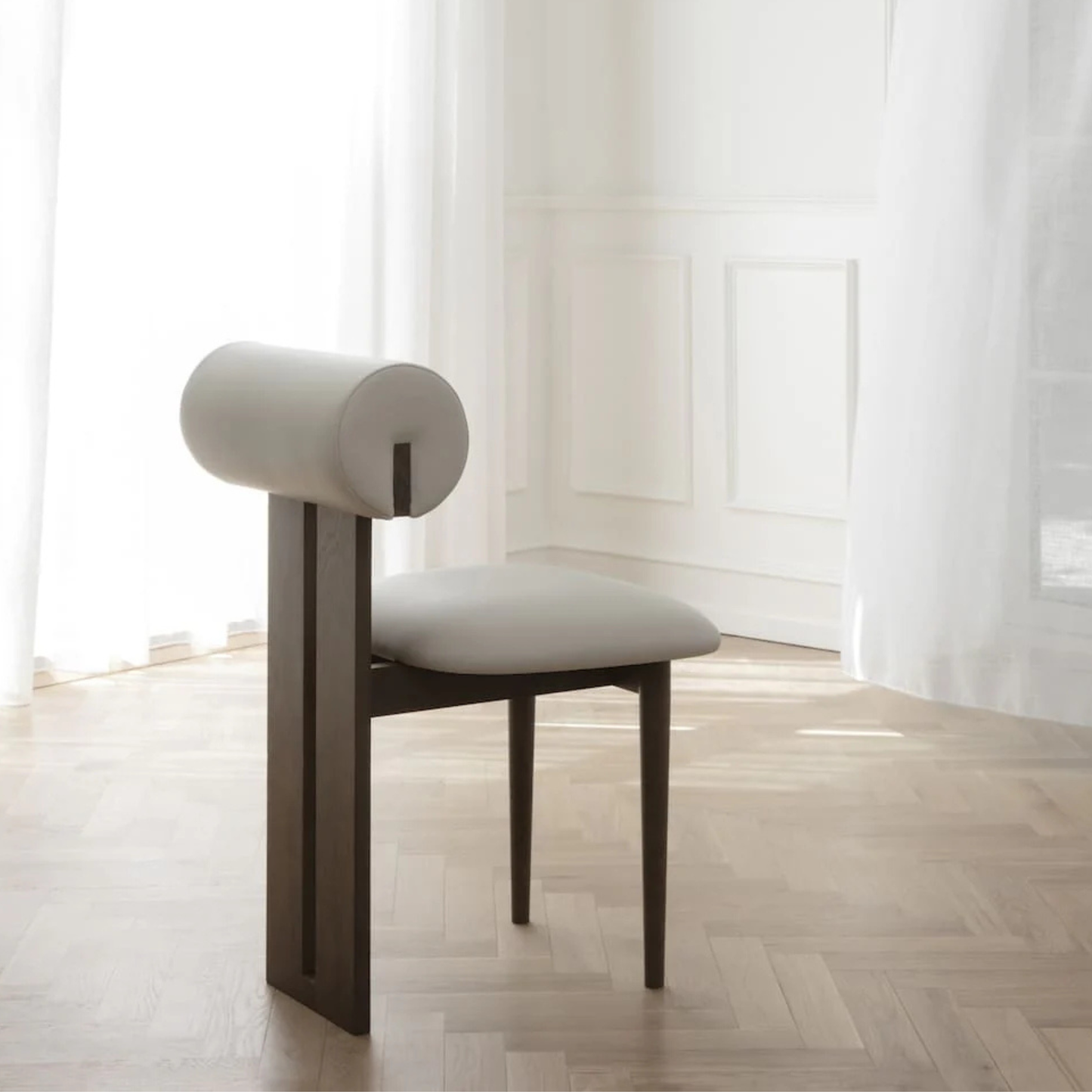 Hippo Chair | Full Upholstery