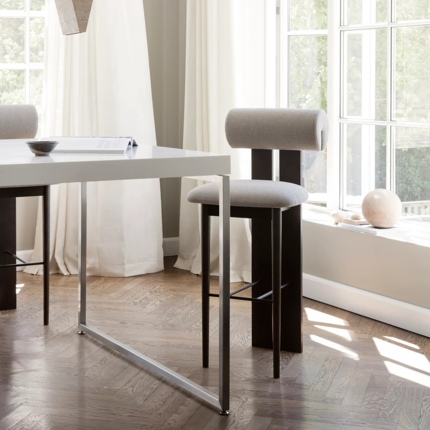 Hippo Bar 75 cm / 29.5 in | Full Upholstery