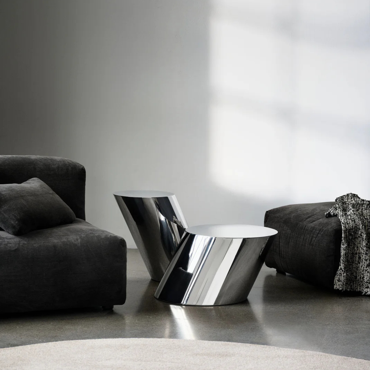 Tilt Coffe Table, Steel